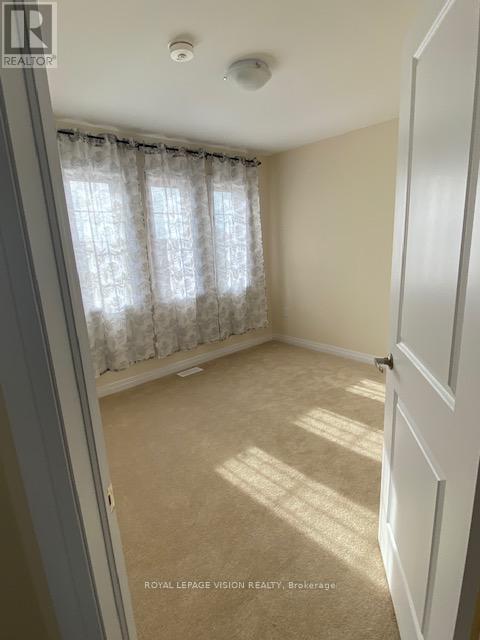 45 Carew Boulevard, Kawartha Lakes (Lindsay), Ontario  K9V 0P7 - Photo 10 - X13217466