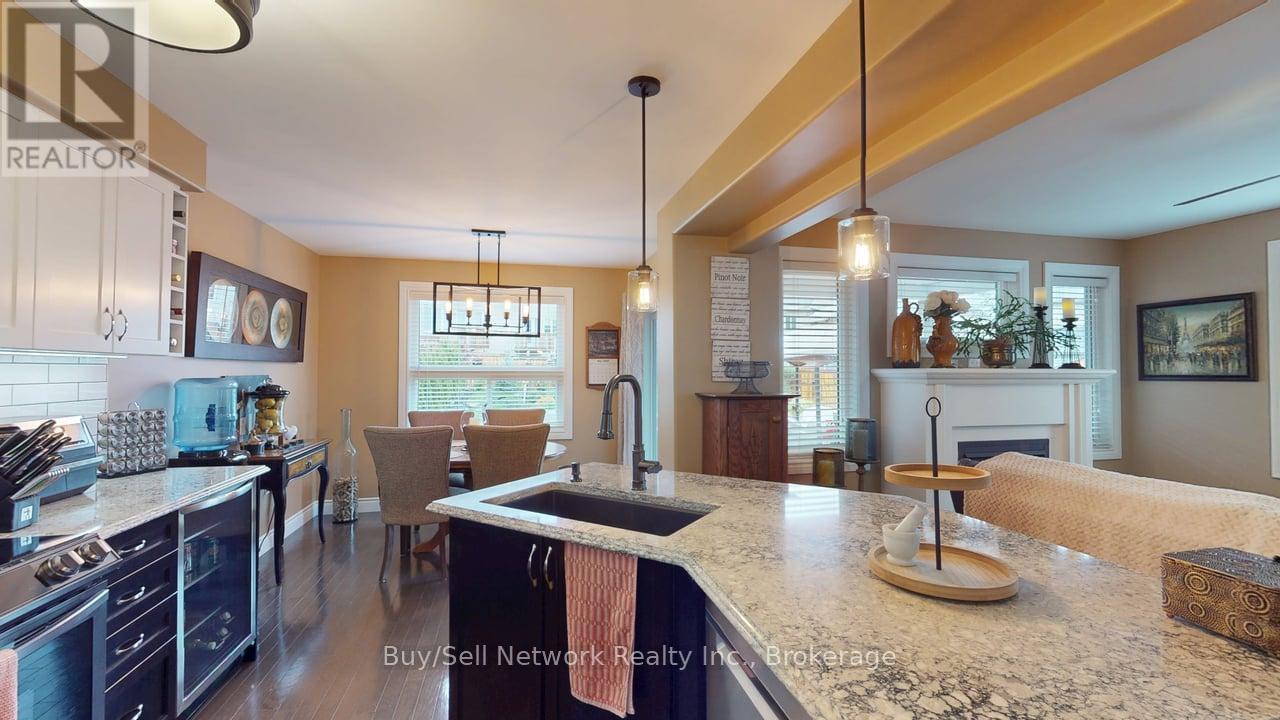 12 Summer Lane, Peterborough (Northcrest Ward 5), Ontario  K9L 0G4 - Photo 8 - X13217688