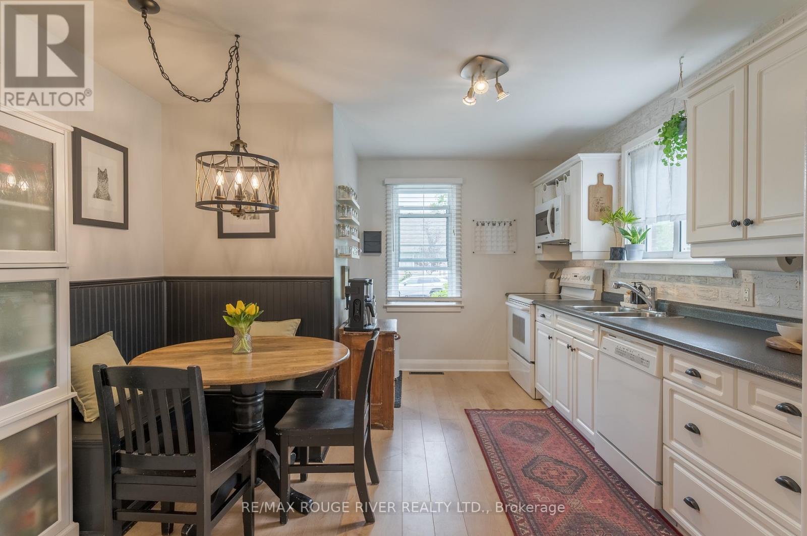 473 Cordach Crescent, Peterborough (Town Ward 3), Ontario  K9H 3A4 - Photo 4 - X13218722