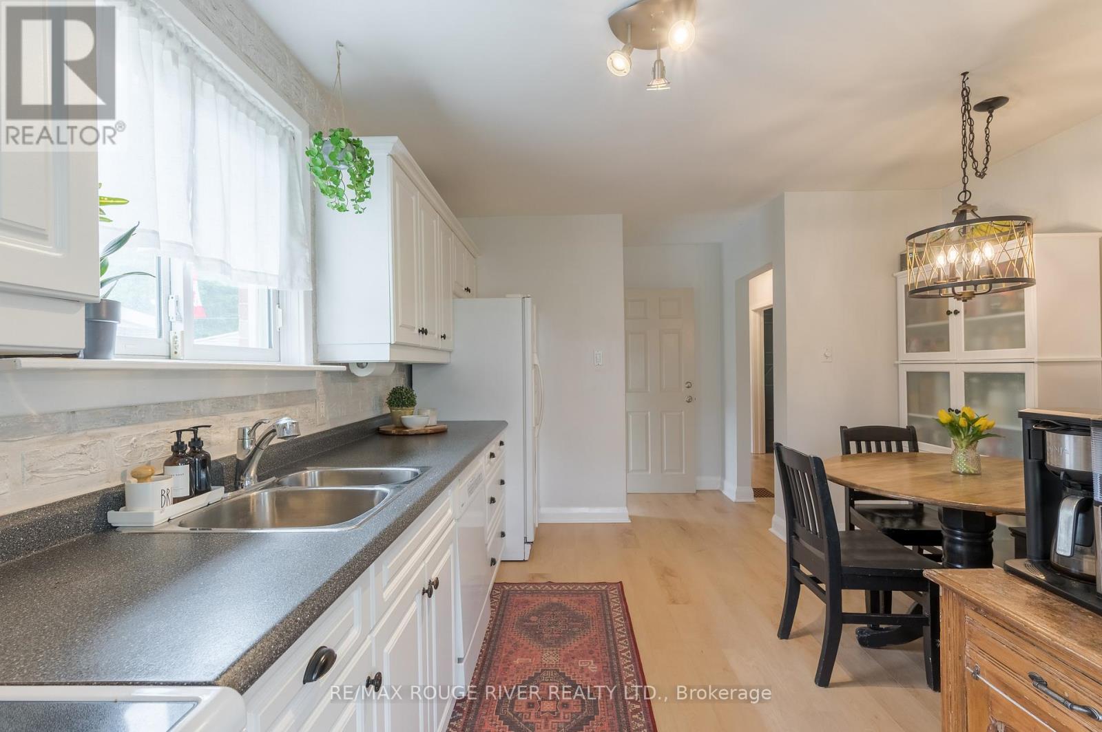 473 Cordach Crescent, Peterborough (Town Ward 3), Ontario  K9H 3A4 - Photo 8 - X13218722
