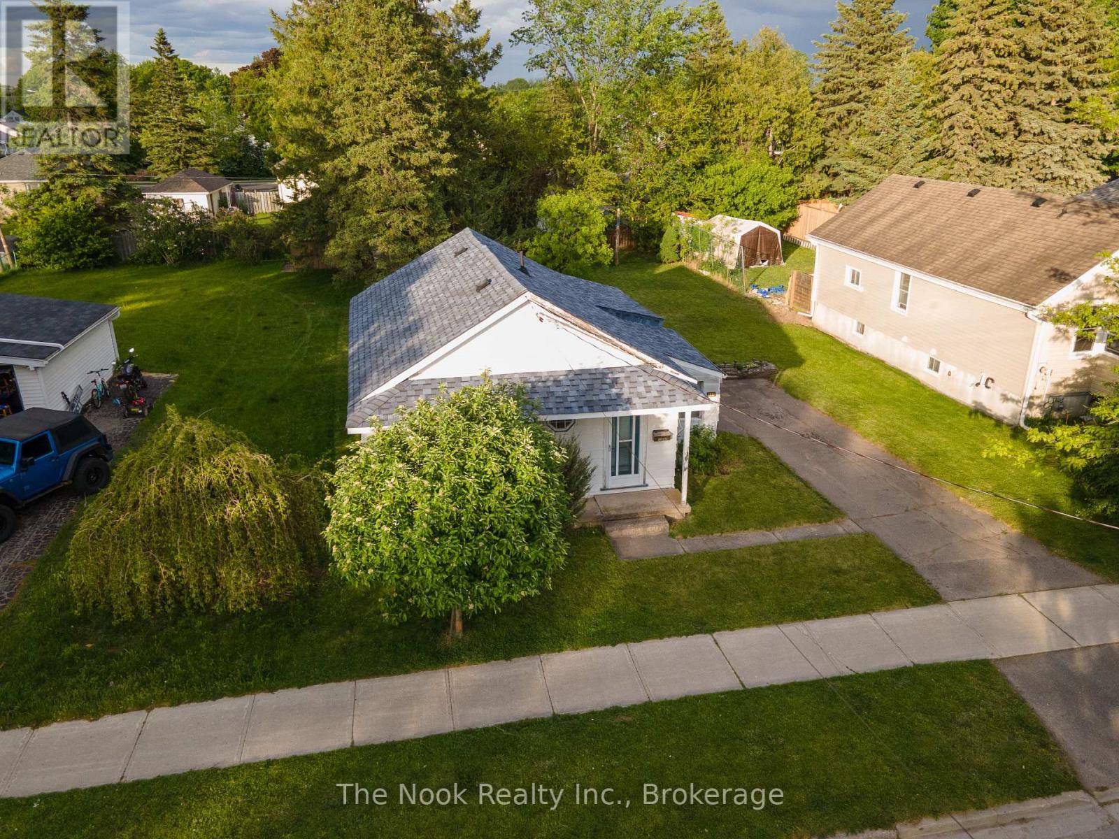 994 Western Avenue, Peterborough (Otonabee Ward 1), Ontario  K9J 5W3 - Photo 2 - X13220116