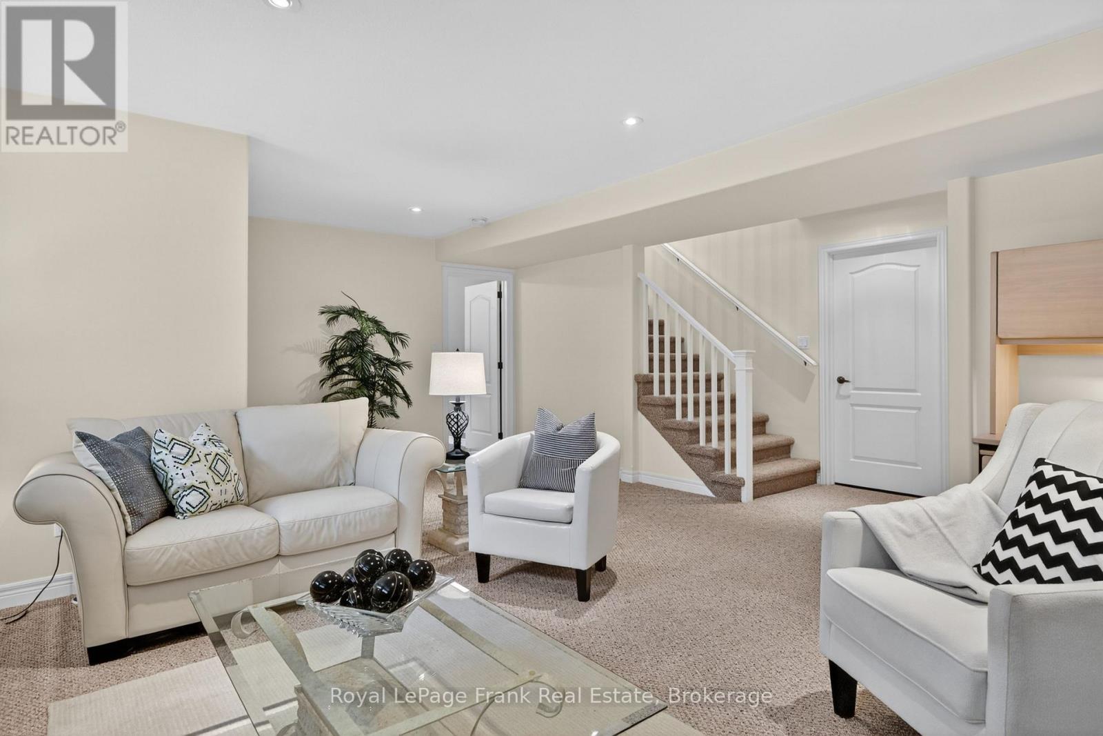 42 - 301 Carnegie Avenue, Peterborough (Northcrest Ward 5), Ontario  K9L 0B3 - Photo 25 - X13220288