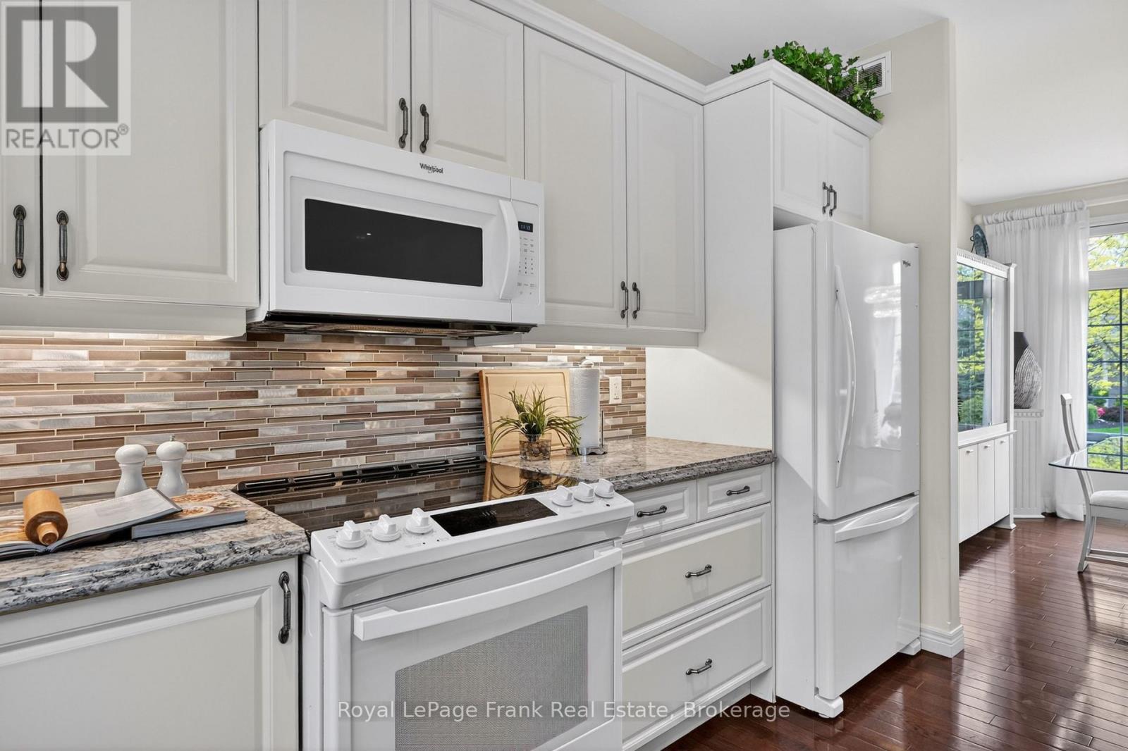 42 - 301 Carnegie Avenue, Peterborough (Northcrest Ward 5), Ontario  K9L 0B3 - Photo 6 - X13220288