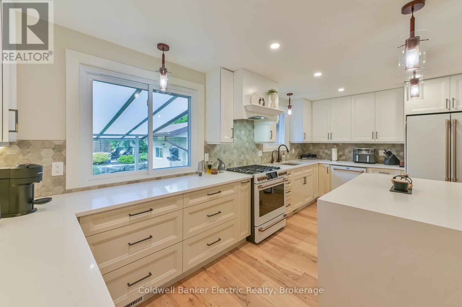 872 Cumberland Avenue, Peterborough (Northcrest Ward 5), Ontario  K9H 7B2 - Photo 14 - X13220690