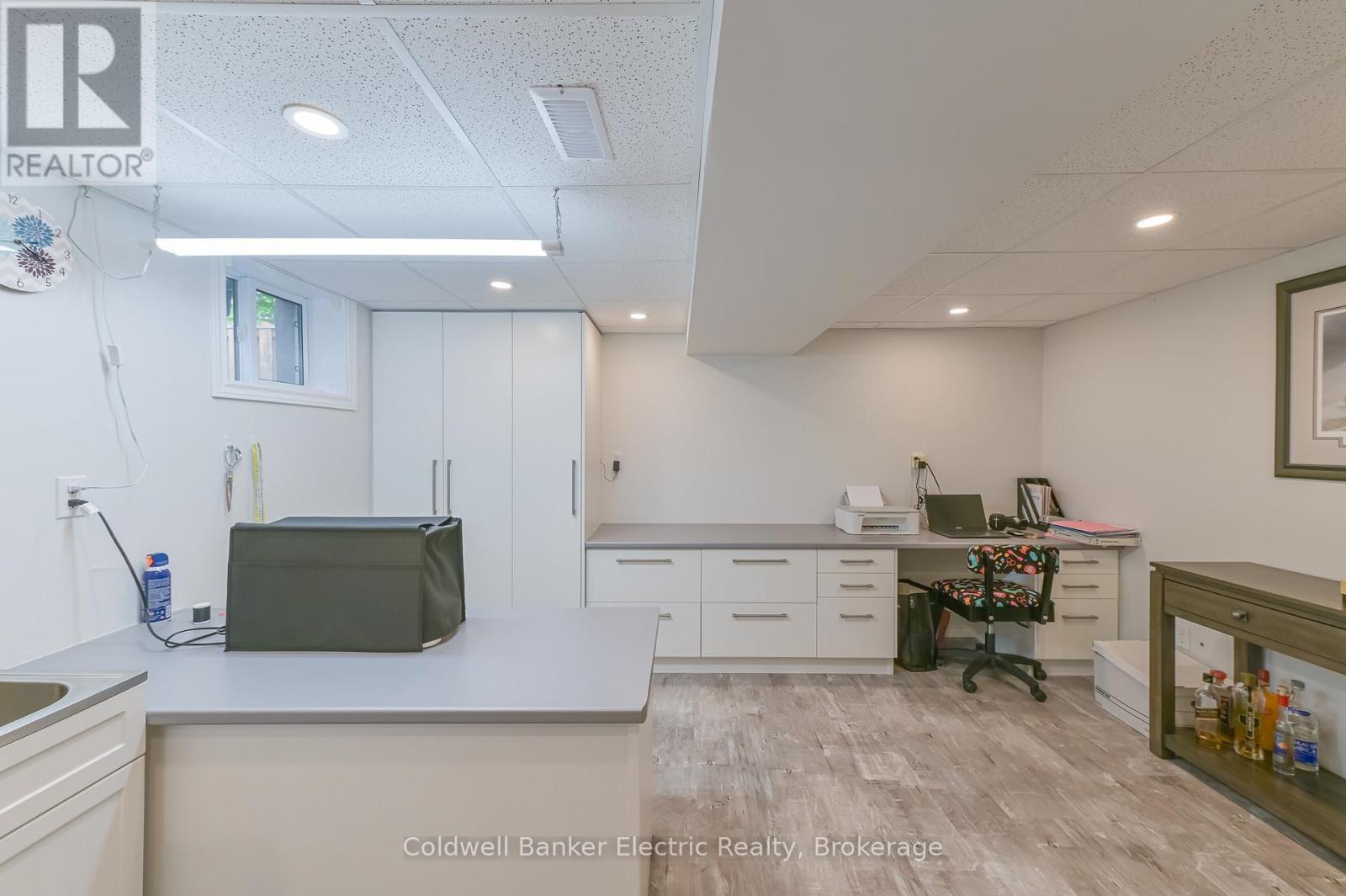 872 Cumberland Avenue, Peterborough (Northcrest Ward 5), Ontario  K9H 7B2 - Photo 25 - X13220690