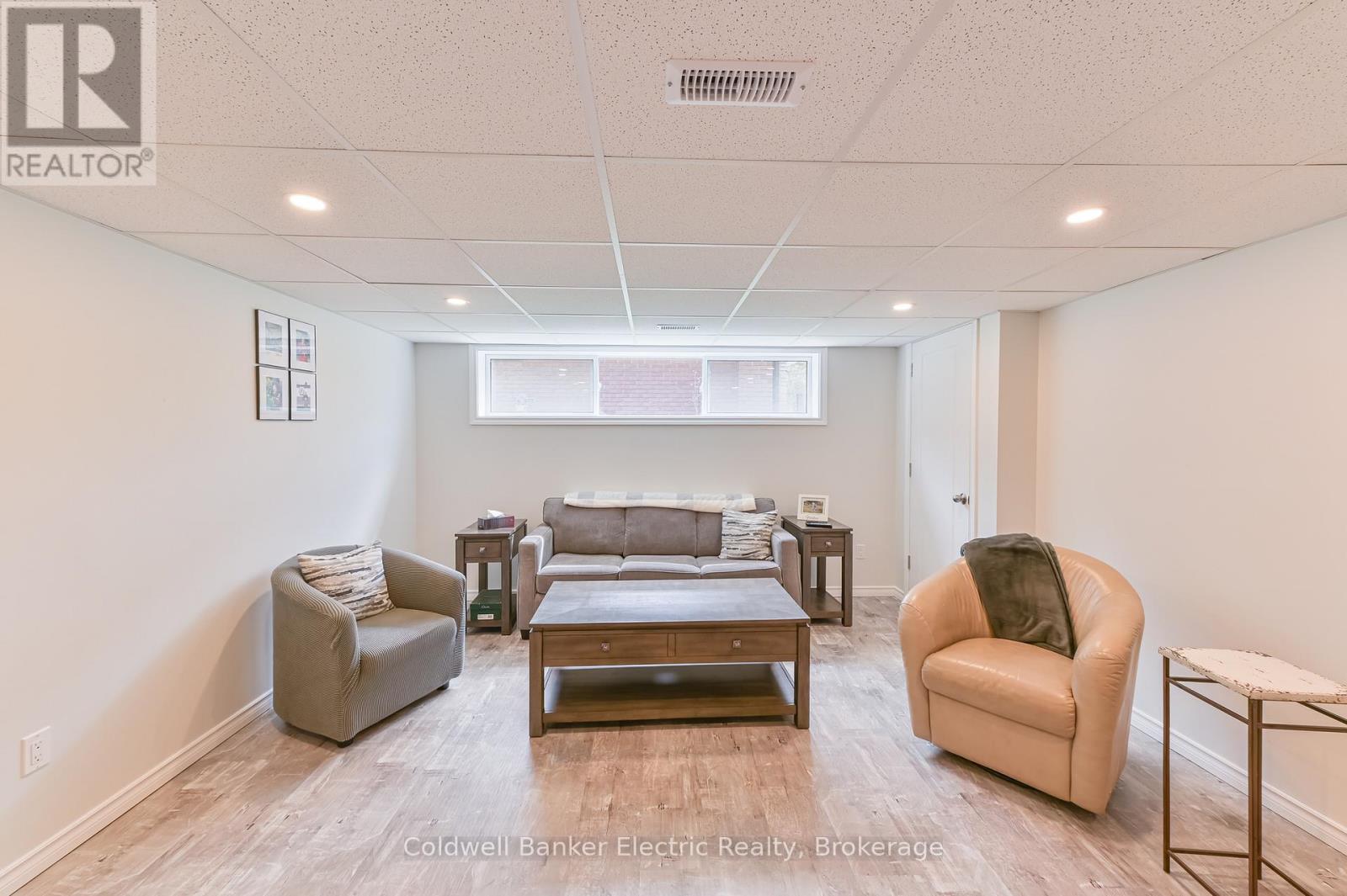 872 Cumberland Avenue, Peterborough (Northcrest Ward 5), Ontario  K9H 7B2 - Photo 26 - X13220690