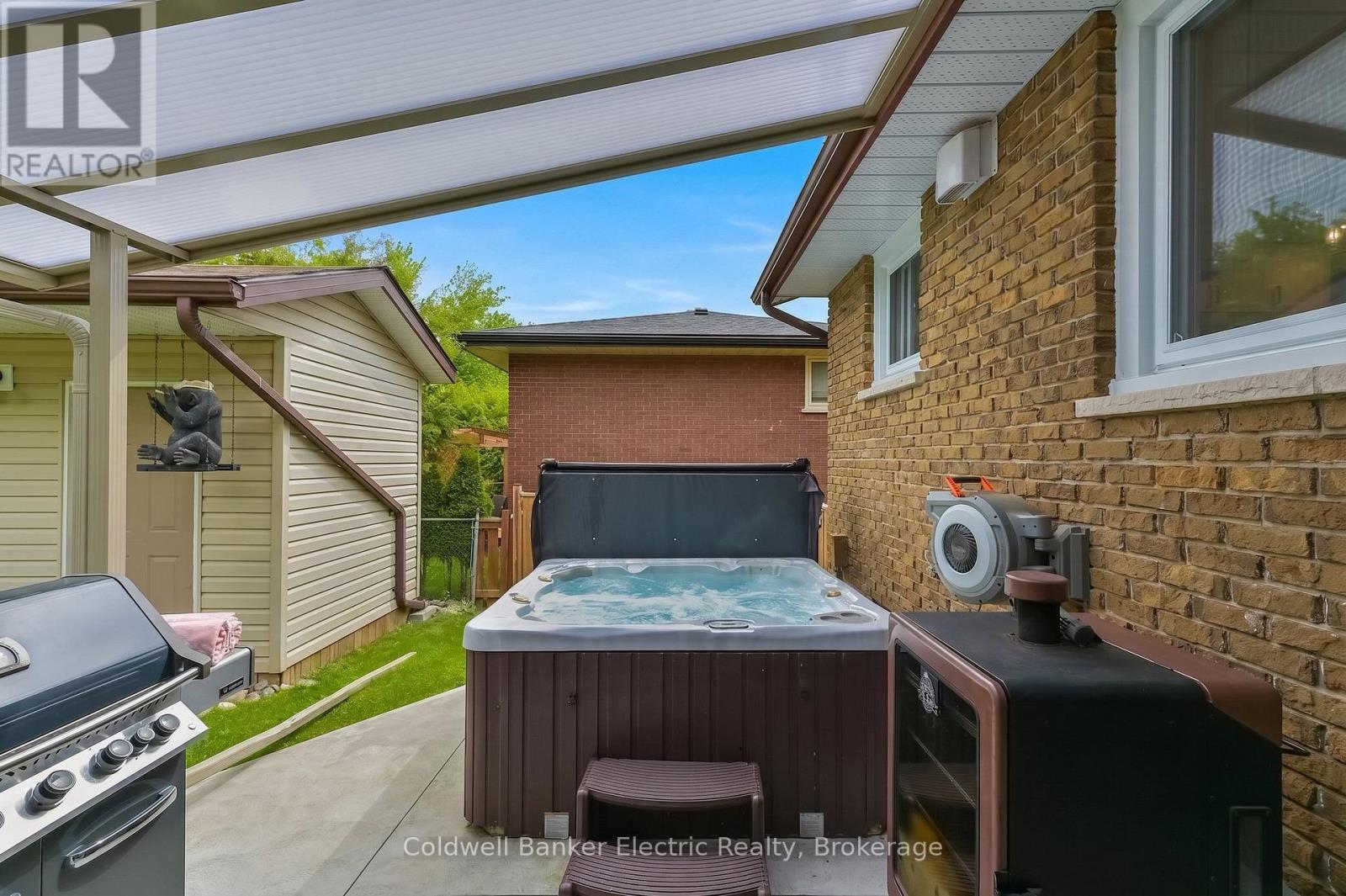 872 Cumberland Avenue, Peterborough (Northcrest Ward 5), Ontario  K9H 7B2 - Photo 31 - X13220690
