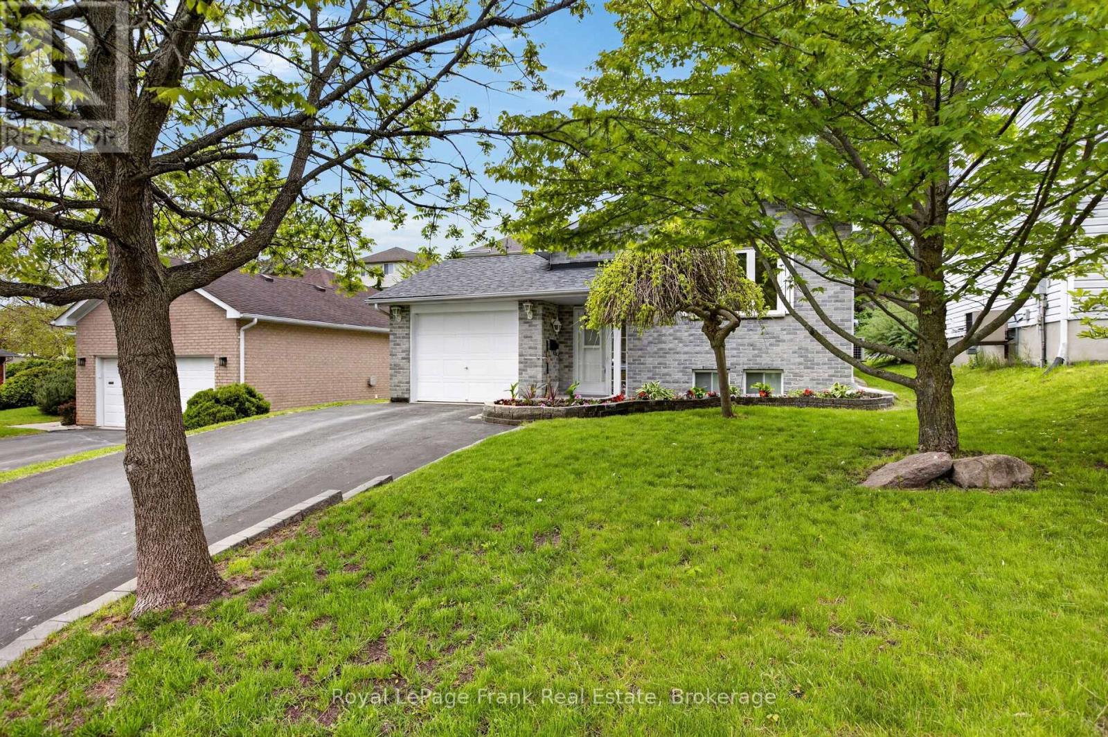 1116 Afton Road, Peterborough (Otonabee Ward 1), Ontario  K9J 8L2 - Photo 4 - X13220878
