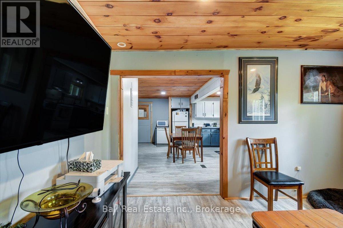 20 Art Bott Road, North Kawartha, Ontario  K0L 1A0 - Photo 11 - X13221070