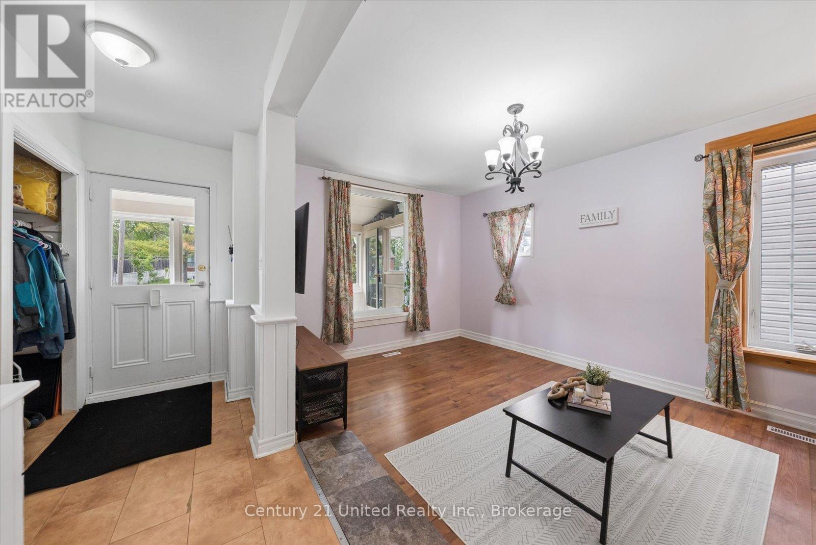665 Frank Street, Peterborough (Otonabee Ward 1), Ontario  K9J 4M8 - Photo 10 - X13222406