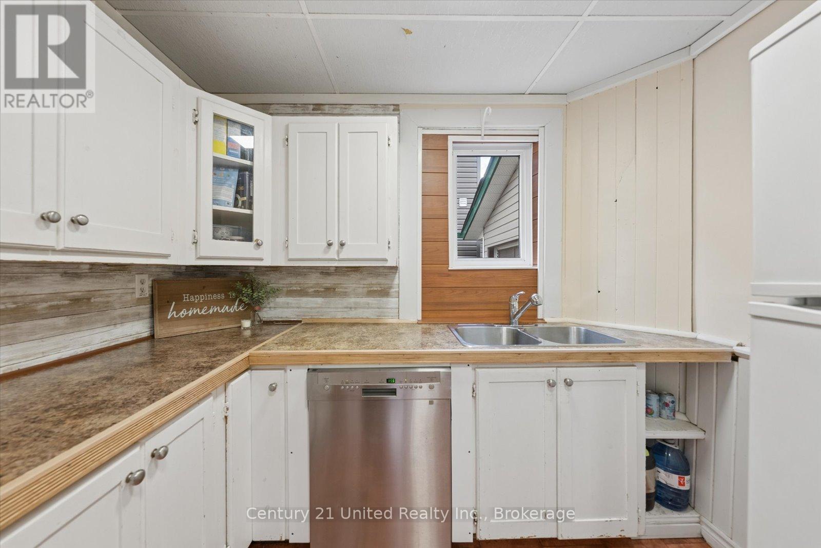 665 Frank Street, Peterborough (Otonabee Ward 1), Ontario  K9J 4M8 - Photo 16 - X13222406