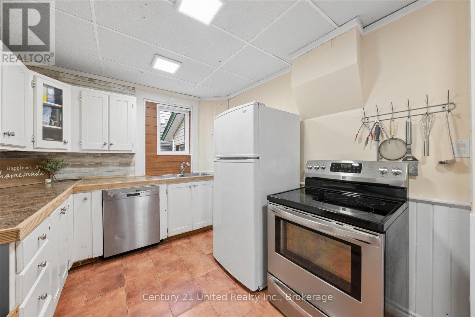 665 Frank Street, Peterborough (Otonabee Ward 1), Ontario  K9J 4M8 - Photo 17 - X13222406