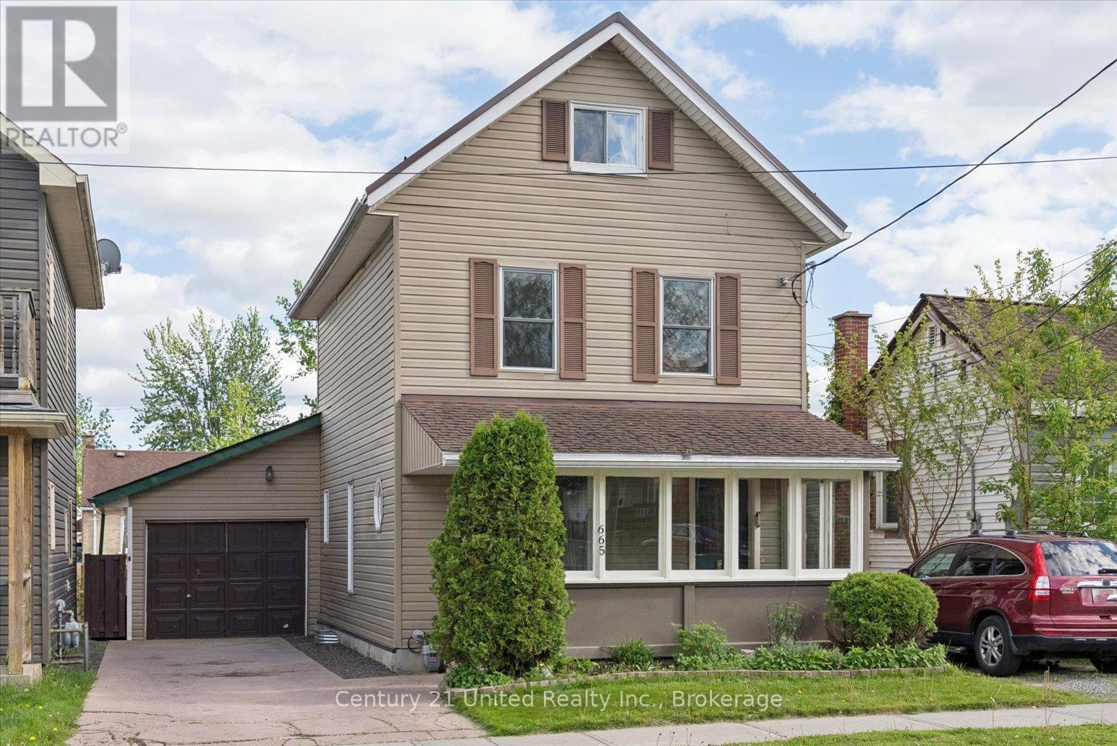 665 Frank Street, Peterborough (Otonabee Ward 1), Ontario  K9J 4M8 - Photo 2 - X13222406