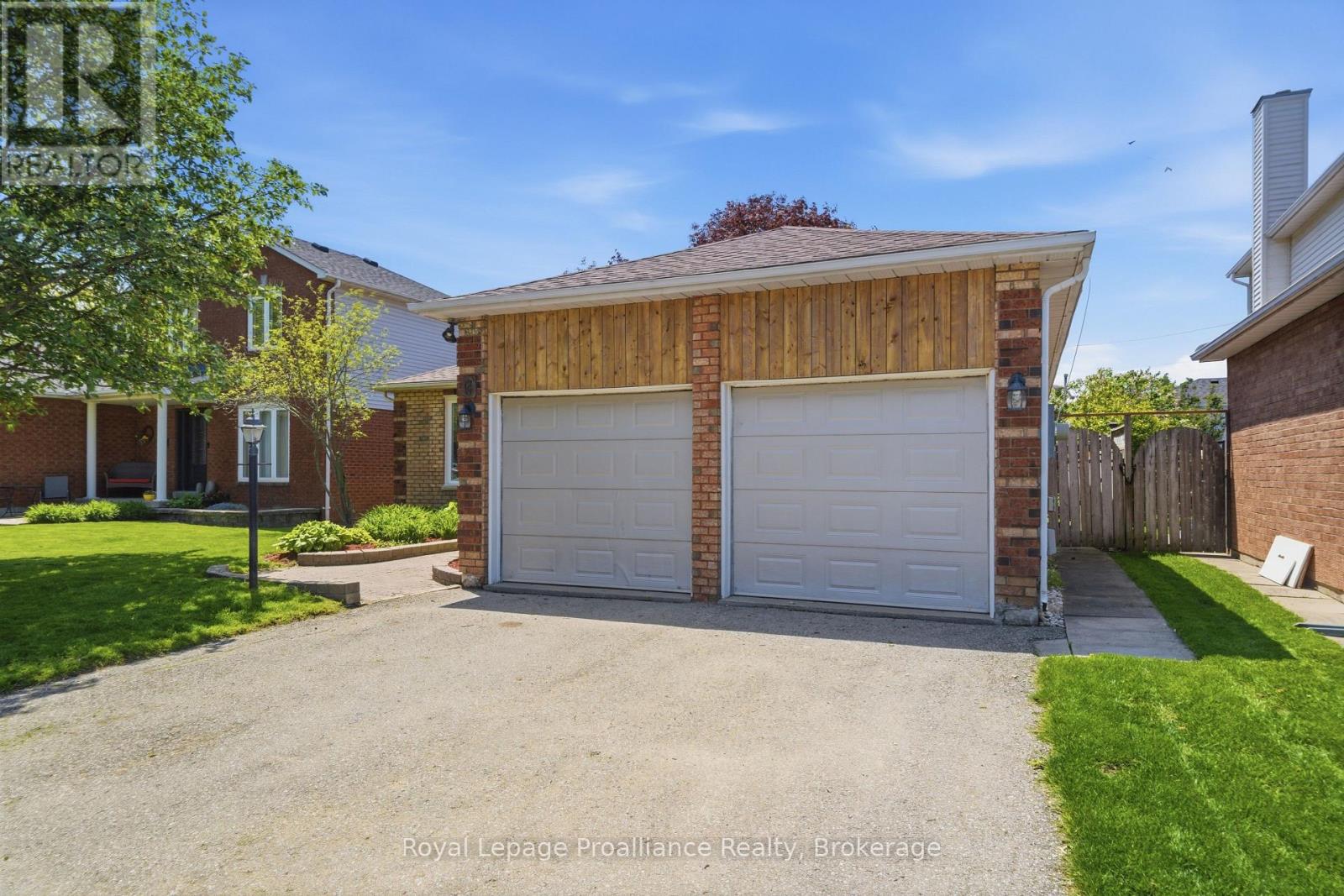 6 Doncaster Crescent, Clarington (Newcastle), Ontario  L1B 1E8 - Photo 48 - E13222822