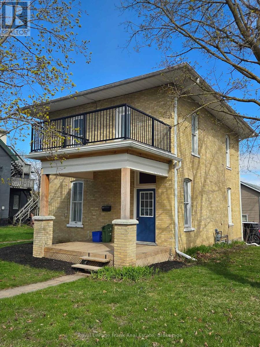 28 RIDOUT STREET, kawartha lakes (lindsay), Ontario