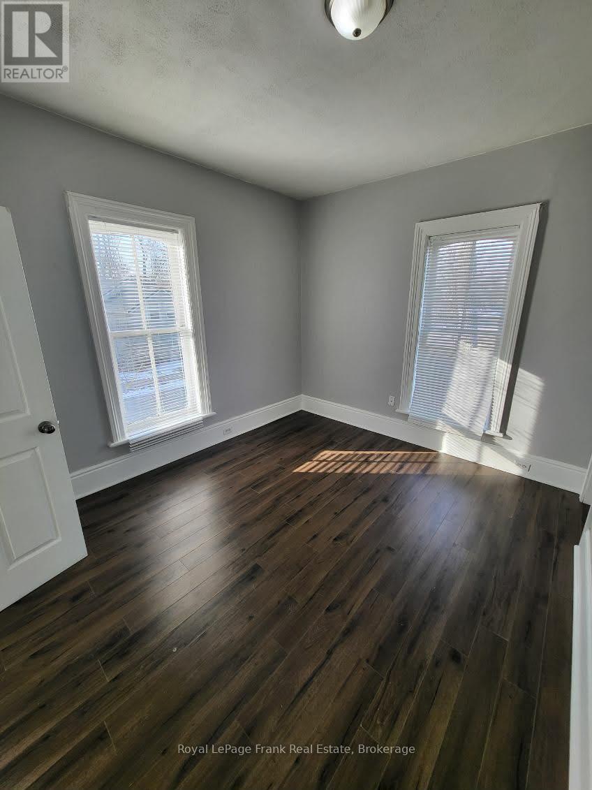 28 Ridout Street, Kawartha Lakes (Lindsay), Ontario  K9V 2B2 - Photo 12 - X13223104