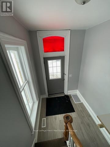 28 Ridout Street, Kawartha Lakes (Lindsay), Ontario  K9V 2B2 - Photo 9 - X13223104