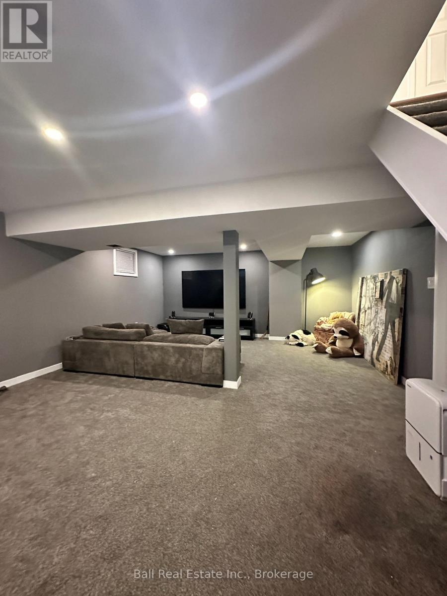 1398 Lillico Crescent, Peterborough (Monaghan Ward 2), Ontario  K9K 2L1 - Photo 12 - X13223412