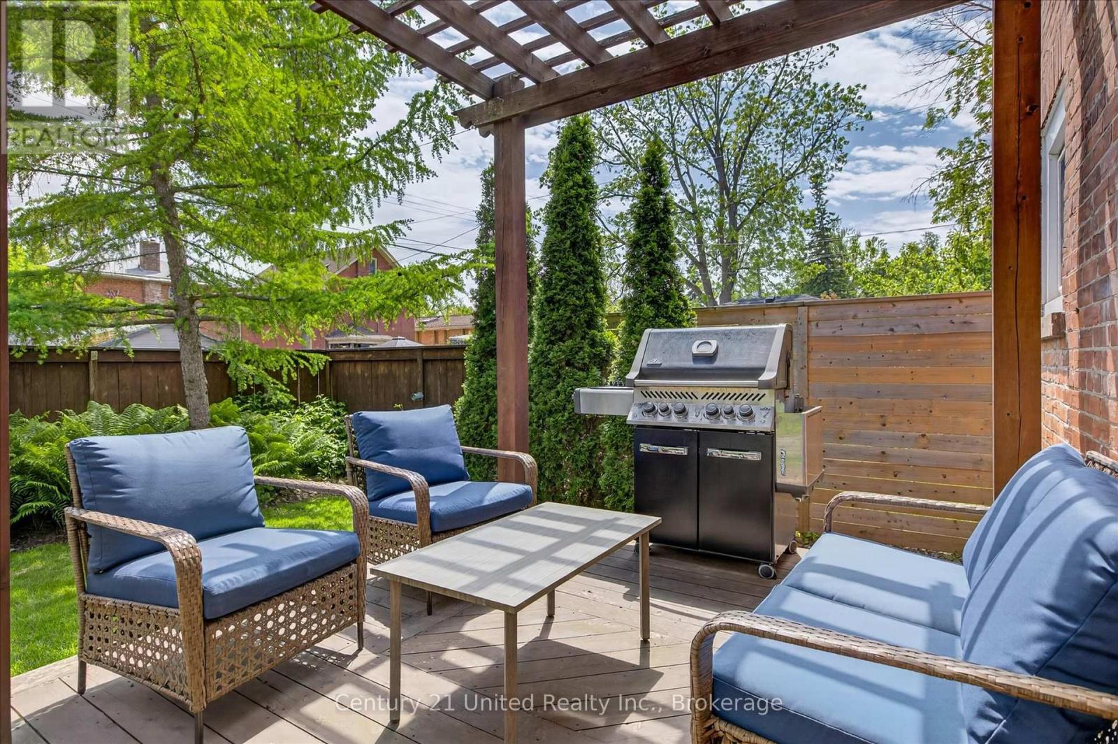587 Gilmour Street, Peterborough (Town Ward 3), Ontario  K9H 2K3 - Photo 37 - X13224738