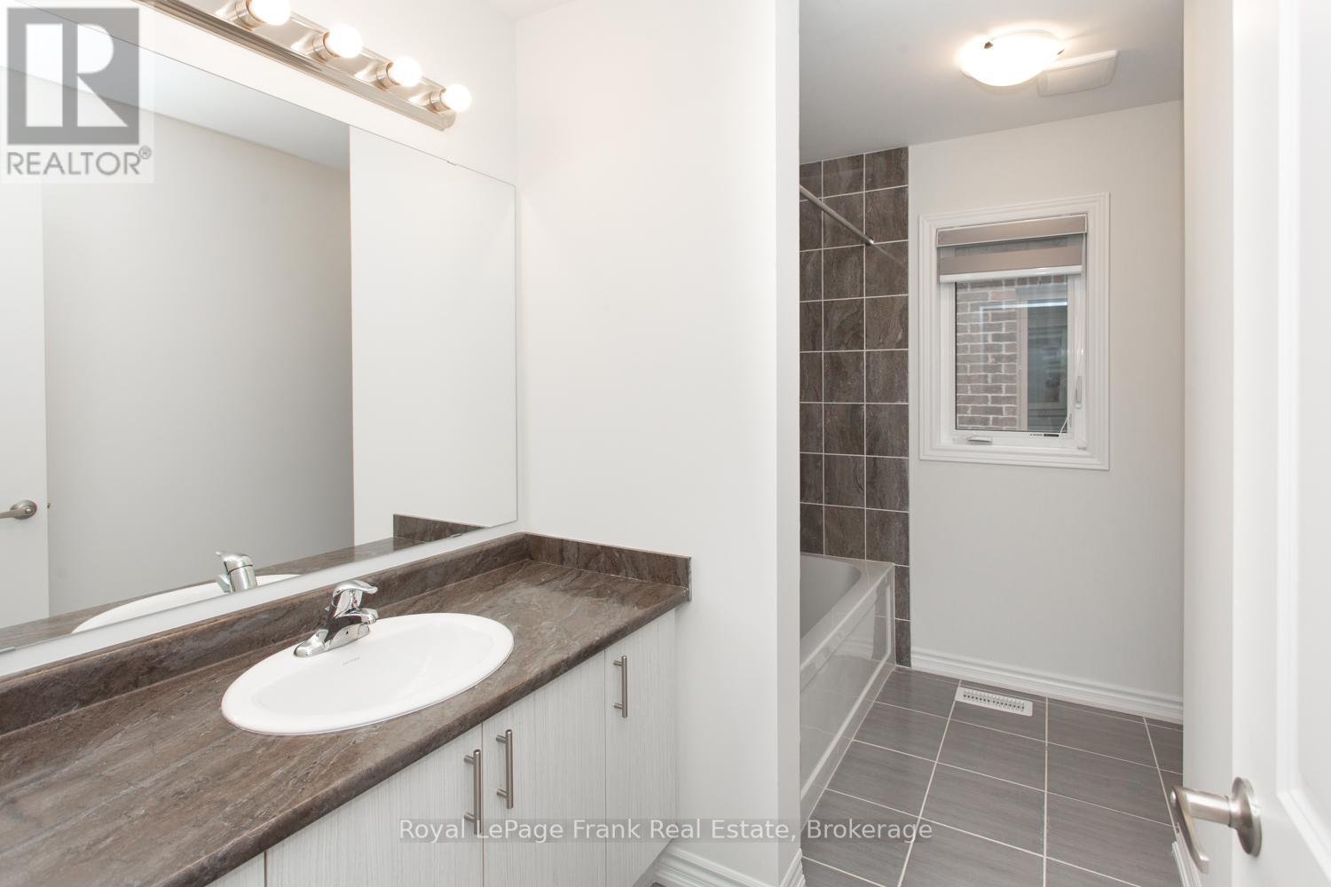 5 Hennessey Crescent, Kawartha Lakes (Lindsay), Ontario  K9V 0P3 - Photo 29 - X13225424