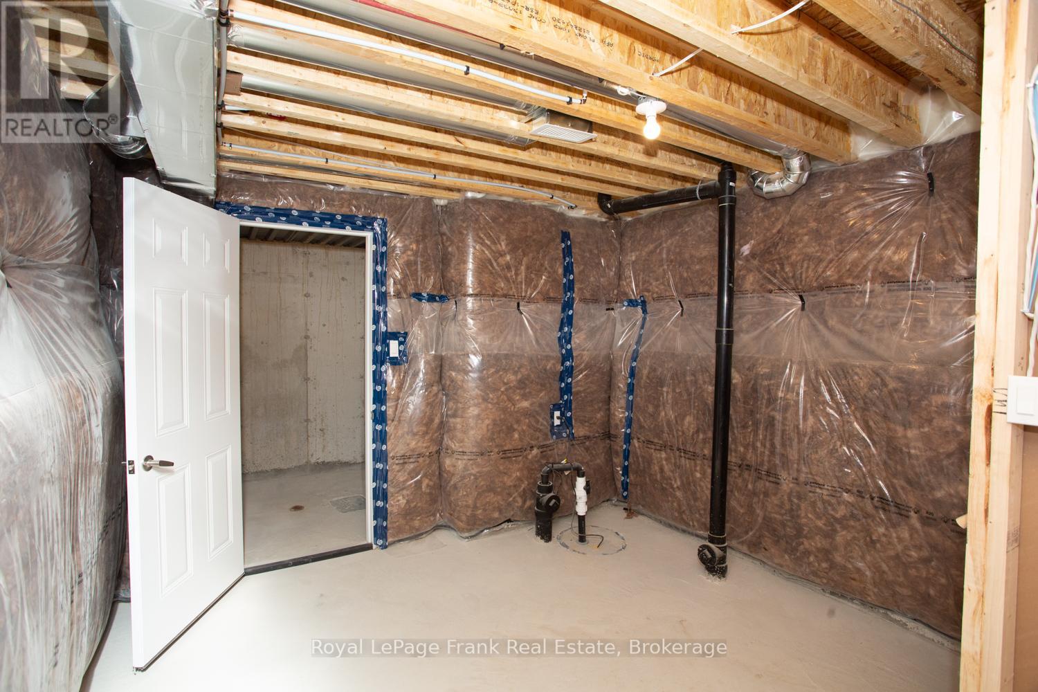 5 Hennessey Crescent, Kawartha Lakes (Lindsay), Ontario  K9V 0P3 - Photo 43 - X13225424