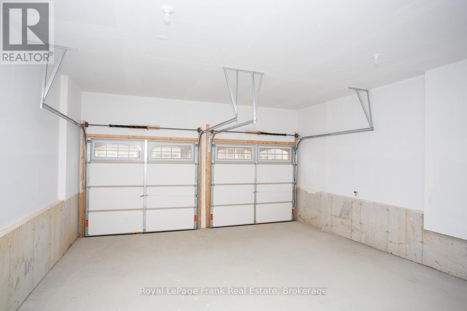 5 Hennessey Crescent, Kawartha Lakes (Lindsay), Ontario  K9V 0P3 - Photo 46 - X13225424