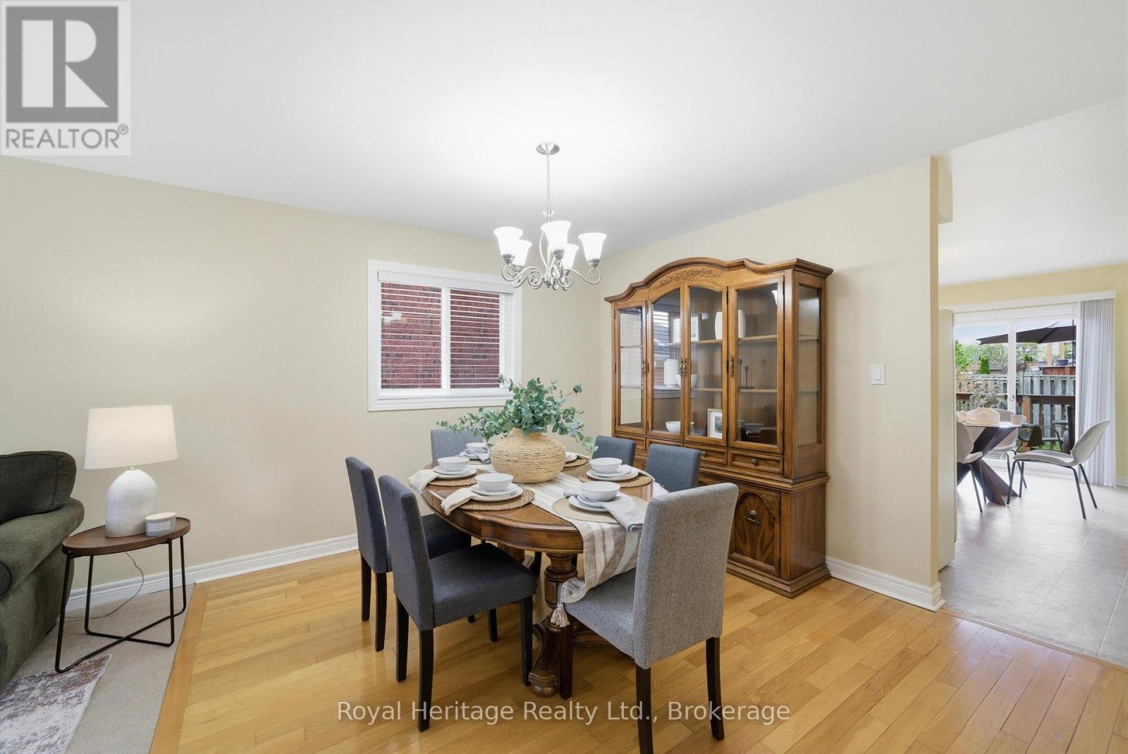 90 Bloom Avenue, Clarington (Newcastle), Ontario  L1B 1N6 - Photo 10 - E13226350