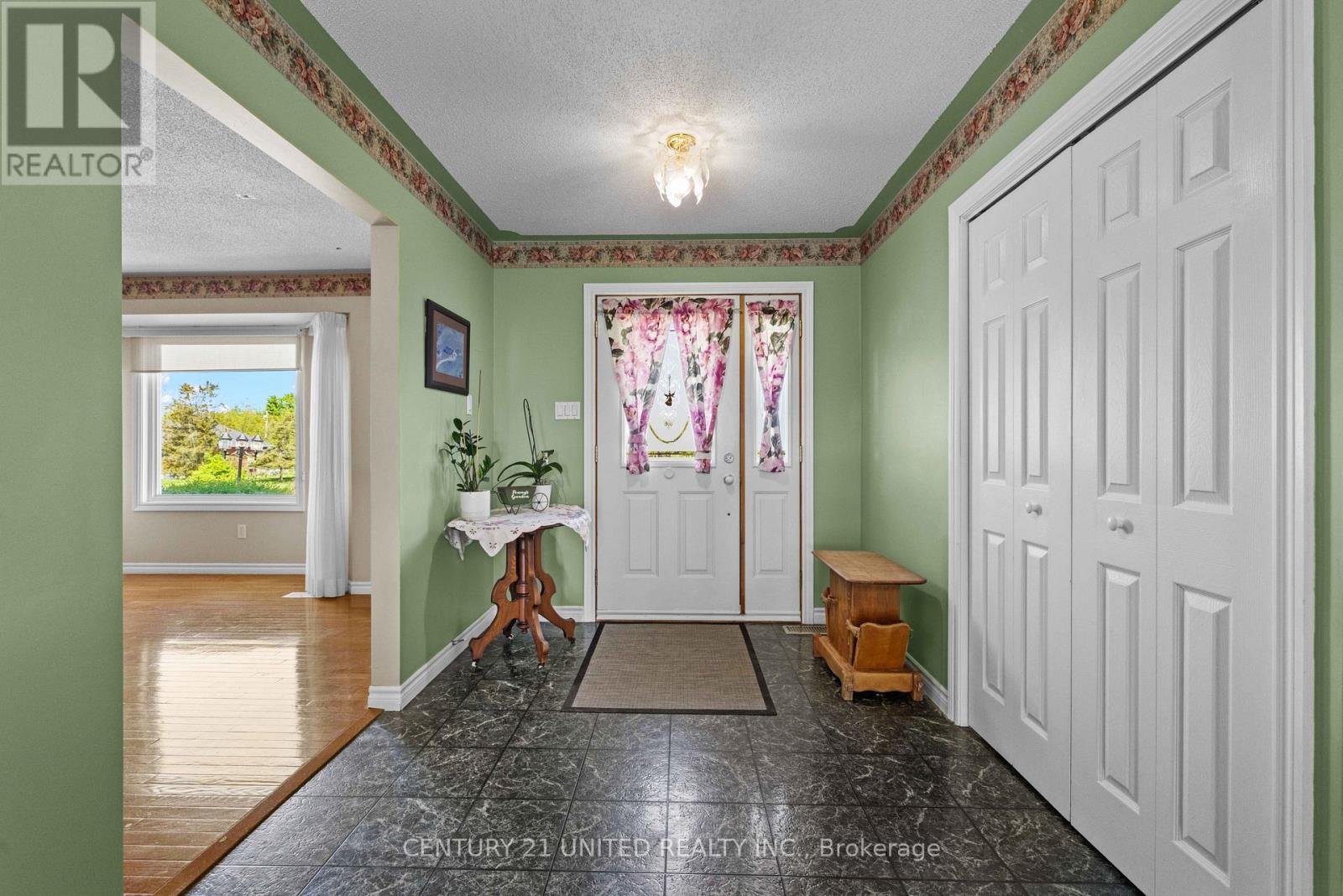 209 Lonsberry Lane, Douro-Dummer, Ontario  K0L 2A0 - Photo 4 - X13226852