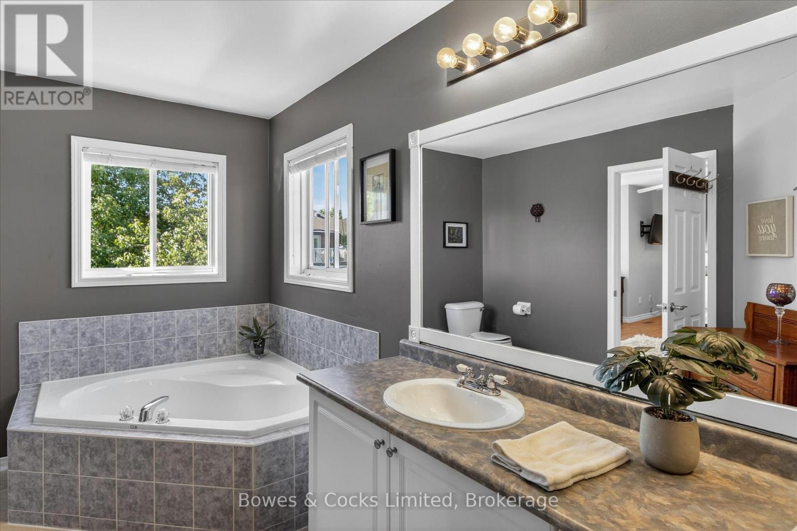 27 Carson Court, Peterborough (Monaghan Ward 2), Ontario  K9K 2R1 - Photo 28 - X13226978