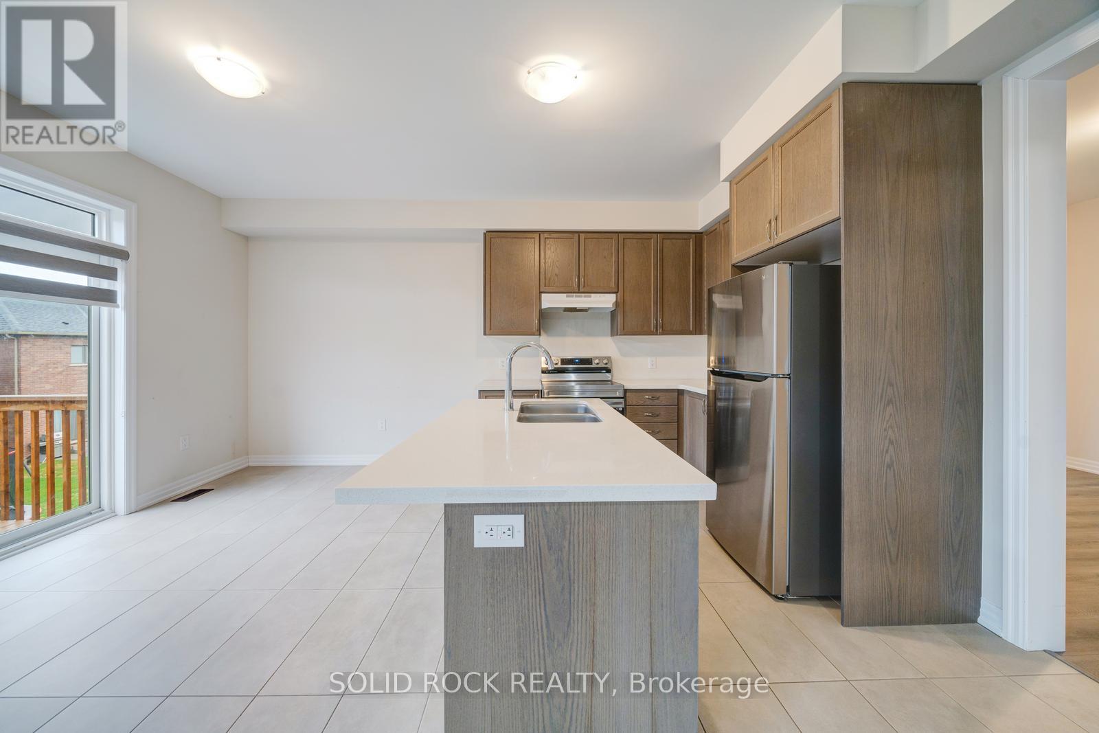 75 Ed Ewert Avenue, Clarington (Newcastle), Ontario  L1B 0W7 - Photo 14 - E13226974
