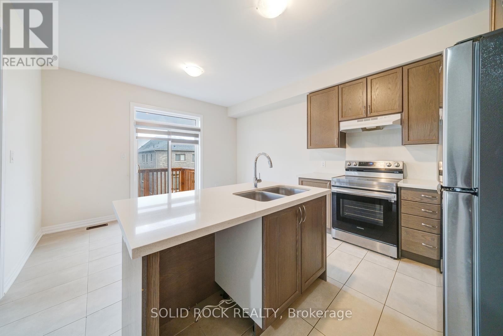 75 Ed Ewert Avenue, Clarington (Newcastle), Ontario  L1B 0W7 - Photo 15 - E13226974