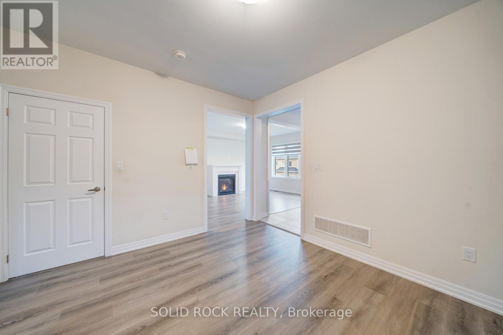 75 Ed Ewert Avenue, Clarington (Newcastle), Ontario  L1B 0W7 - Photo 7 - E13226974