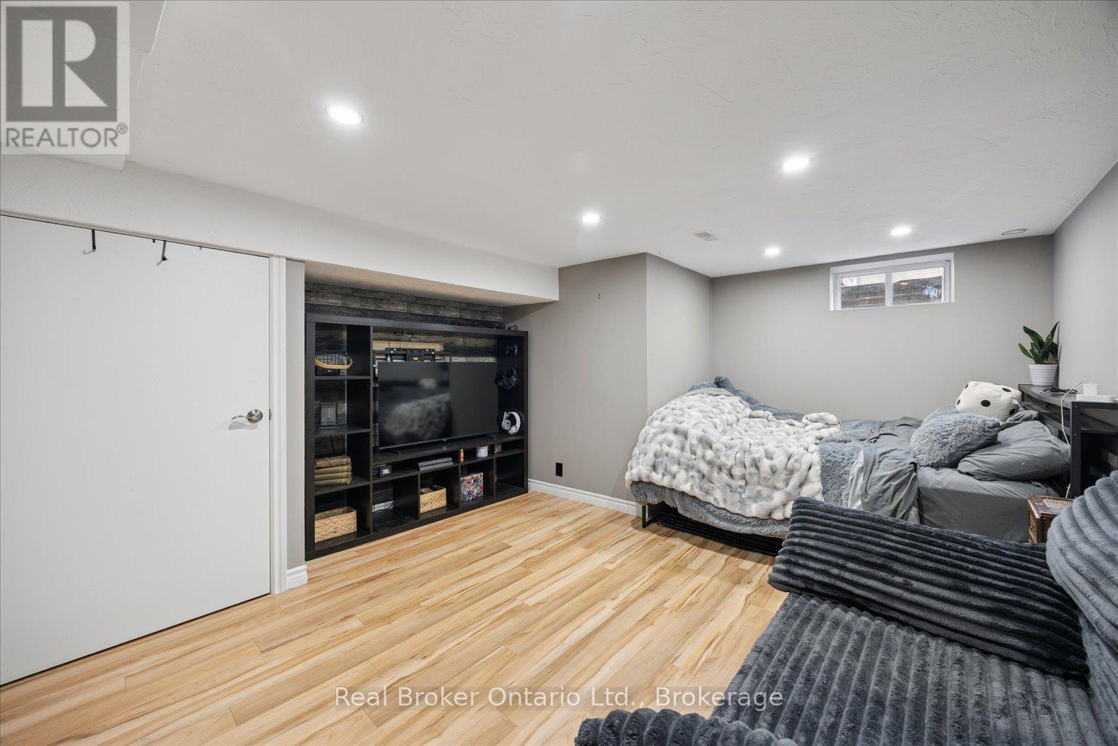 212 Mill Street N, Clarington (Newcastle), Ontario  L1B 1J3 - Photo 32 - E13227750