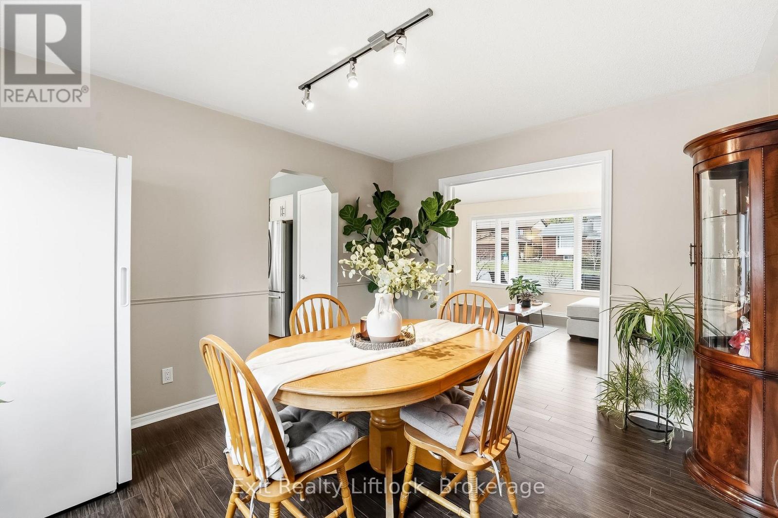 2285 Lynhaven Road, Peterborough (Monaghan Ward 2), Ontario  K9K 1V5 - Photo 7 - X13227872