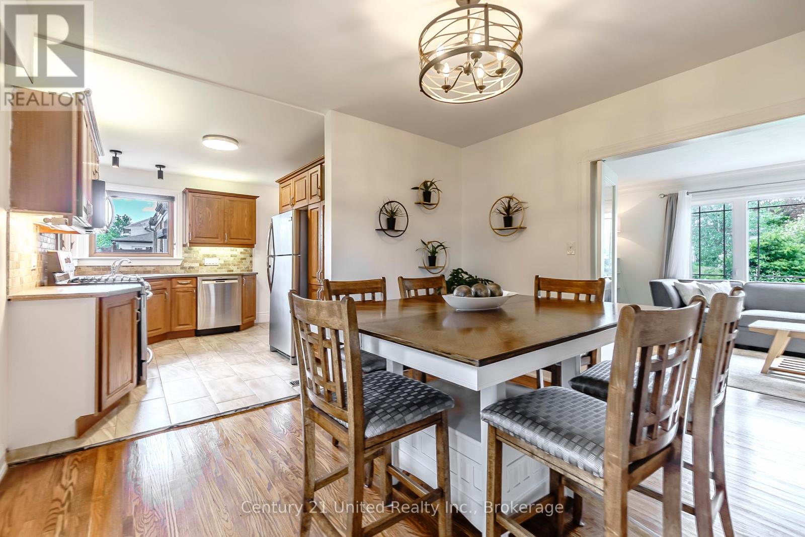 1306 Hazeldean Avenue, Peterborough (Monaghan Ward 2), Ontario  K9J 5Z4 - Photo 10 - X13228474