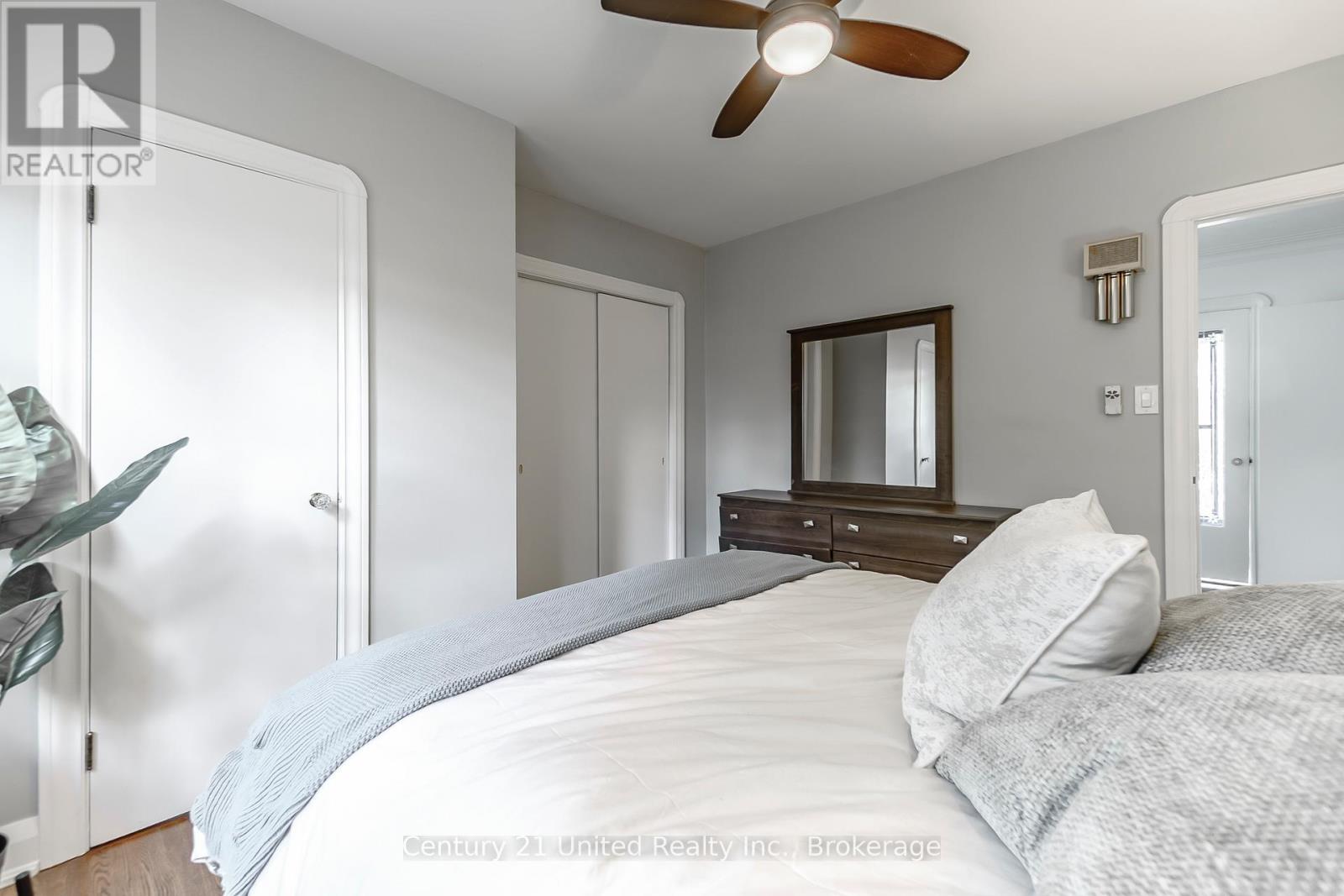 1306 Hazeldean Avenue, Peterborough (Monaghan Ward 2), Ontario  K9J 5Z4 - Photo 18 - X13228474