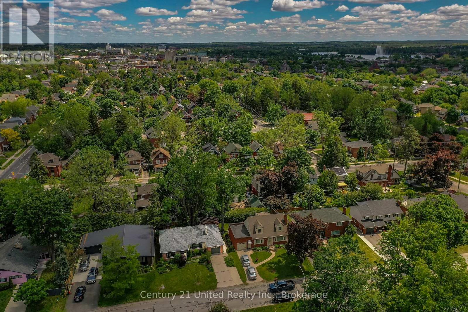 1306 Hazeldean Avenue, Peterborough (Monaghan Ward 2), Ontario  K9J 5Z4 - Photo 30 - X13228474