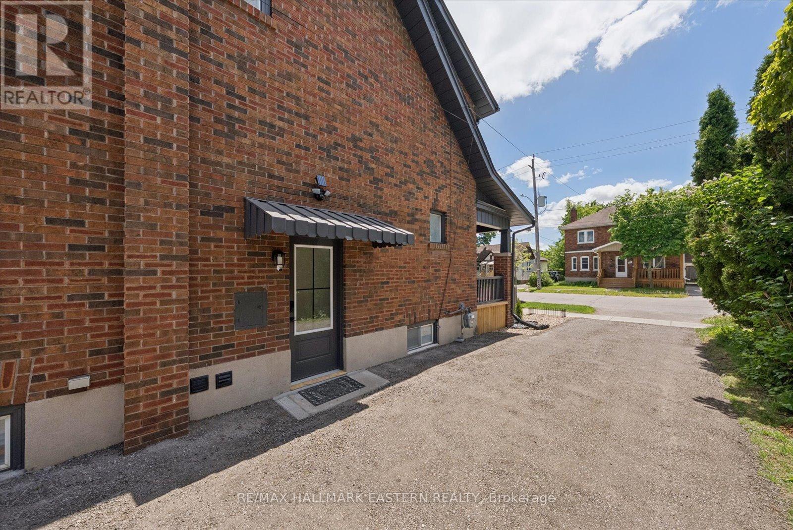 590 Douglas Avenue, Peterborough (Town Ward 3), Ontario  K9J 4L1 - Photo 30 - X13228622
