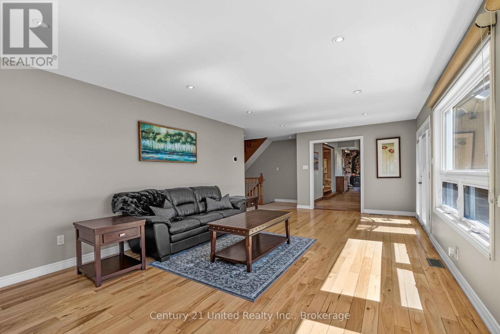 825 Southview Drive, Otonabee-South Monaghan, Ontario  K0L 1B0 - Photo 5 - X13229958
