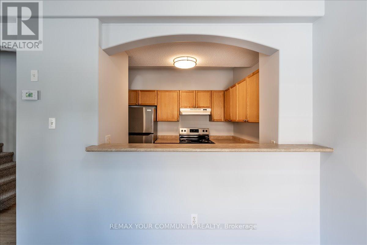 401 - 246 Spillsbury Drive, Peterborough (Otonabee Ward 1), Ontario  K9K 0A1 - Photo 7 - X13231218