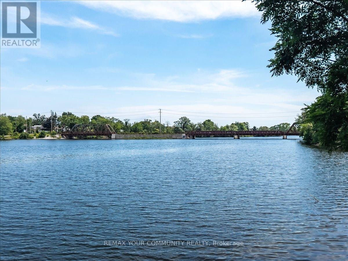 301 - 246 Spillsbury Drive, Peterborough (Otonabee Ward 1), Ontario  K9K 0A1 - Photo 26 - X13231246