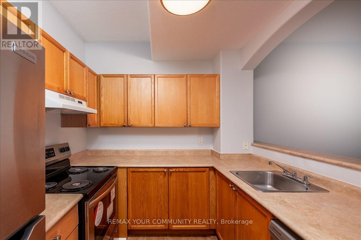 301 - 246 Spillsbury Drive, Peterborough (Otonabee Ward 1), Ontario  K9K 0A1 - Photo 6 - X13231246