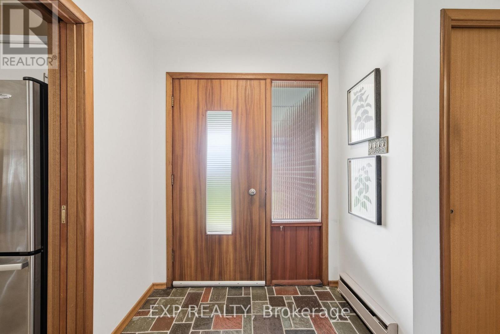 20 Roosevelt Street, Kawartha Lakes (Lindsay), Ontario  K9V 2X7 - Photo 4 - X13232208