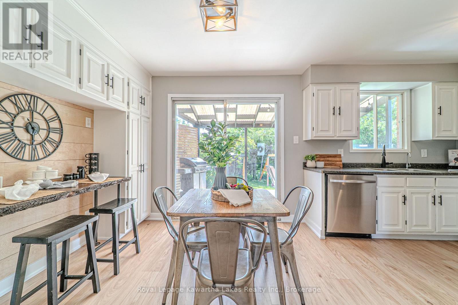 25 Birch Court, Kawartha Lakes (Lindsay), Ontario  K9V 5J3 - Photo 11 - X13232610
