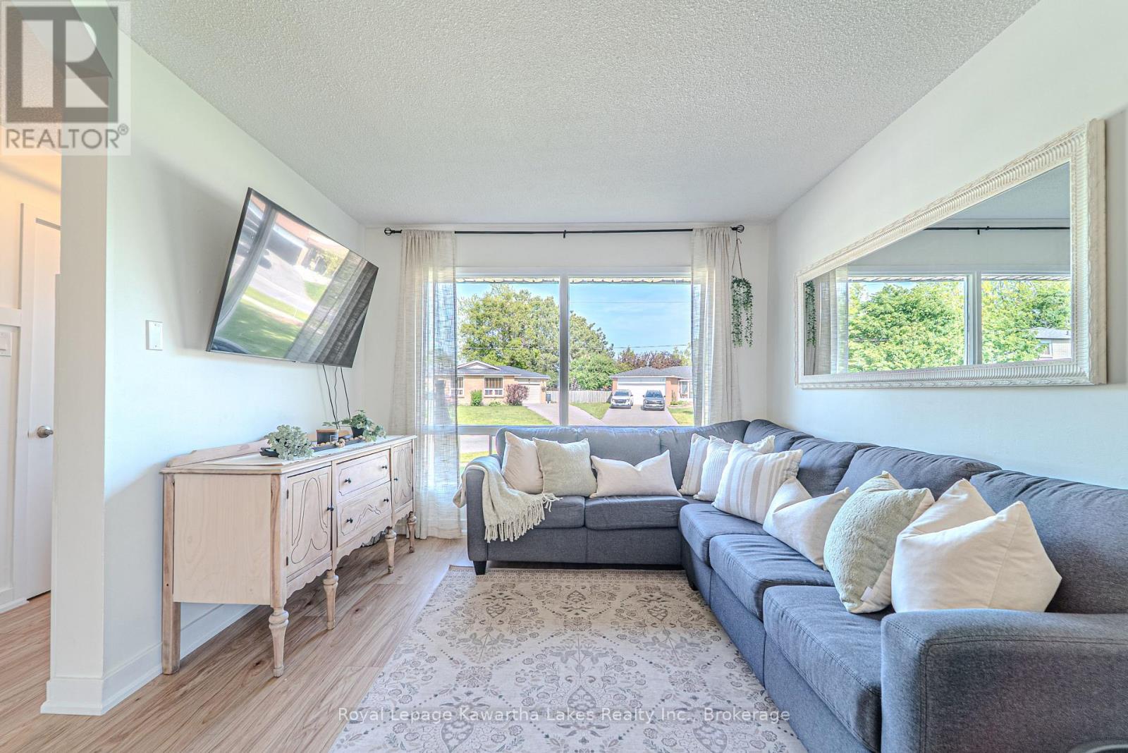 25 Birch Court, Kawartha Lakes (Lindsay), Ontario  K9V 5J3 - Photo 7 - X13232610