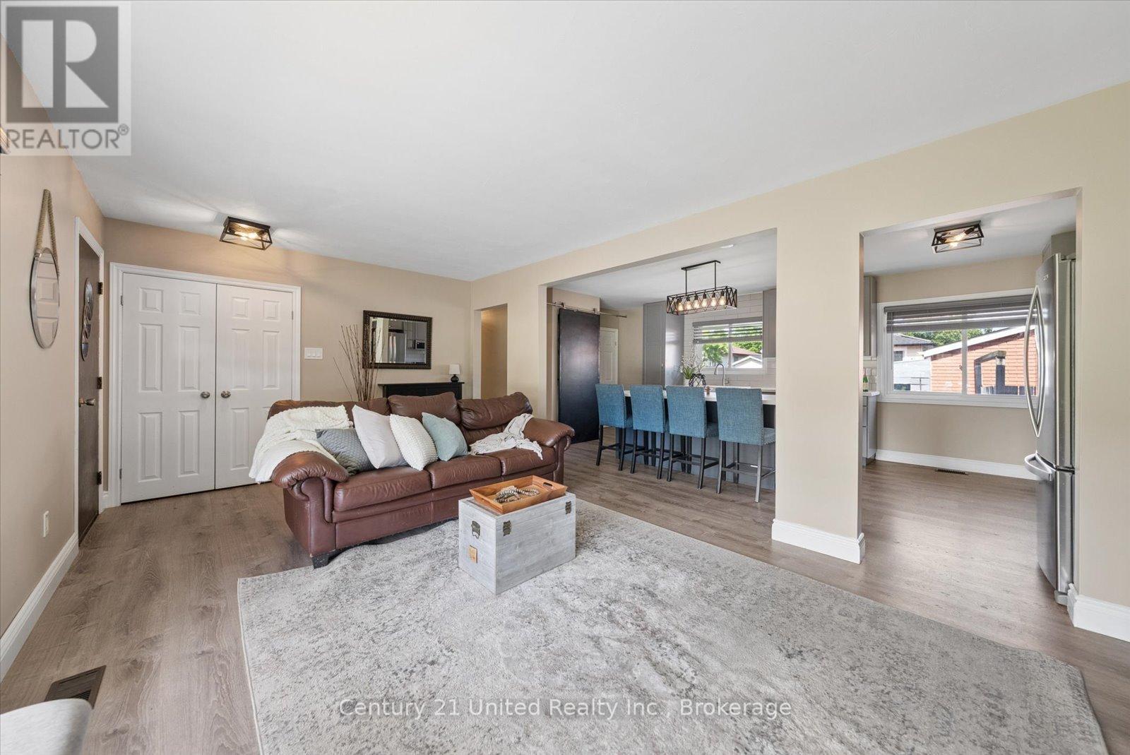 534 Robert Road, Peterborough (Otonabee Ward 1), Ontario  K9J 5T1 - Photo 11 - X13233294