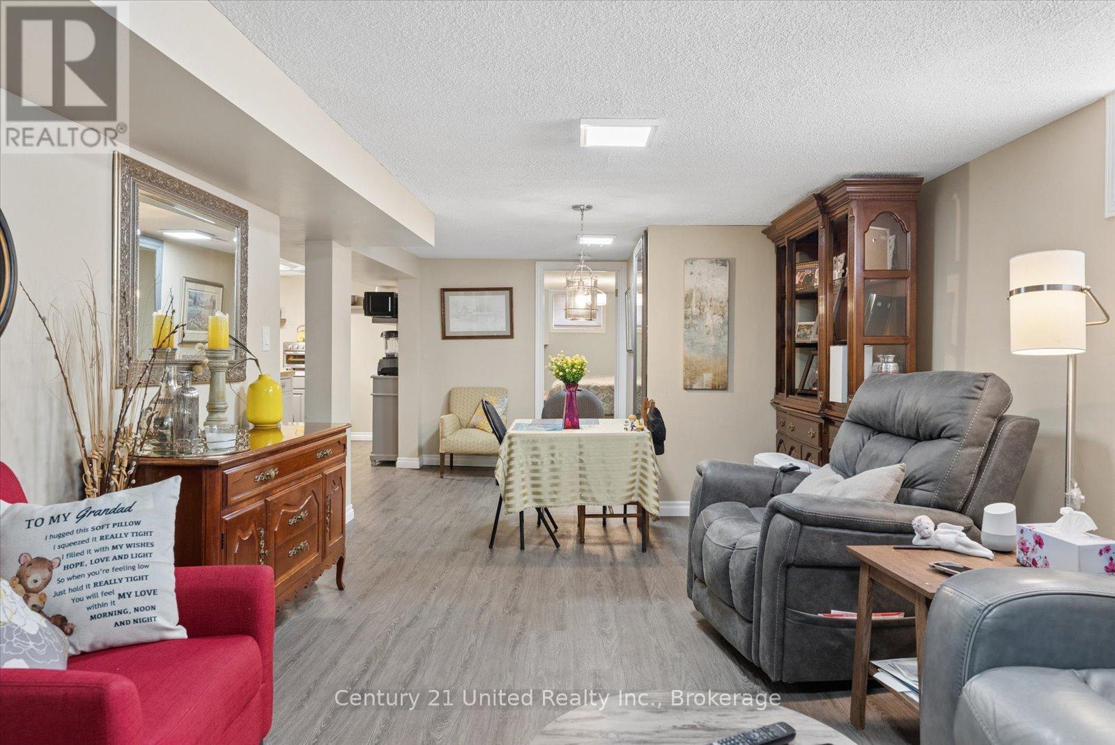 534 Robert Road, Peterborough (Otonabee Ward 1), Ontario  K9J 5T1 - Photo 34 - X13233294