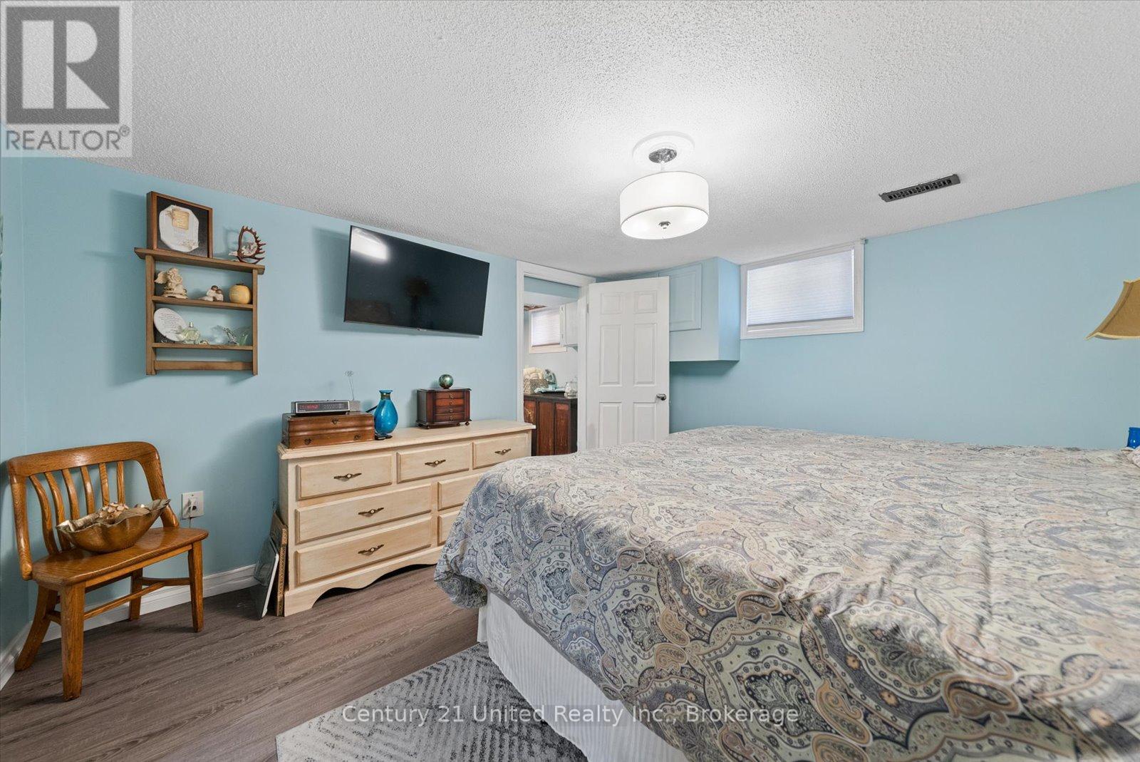 534 Robert Road, Peterborough (Otonabee Ward 1), Ontario  K9J 5T1 - Photo 39 - X13233294
