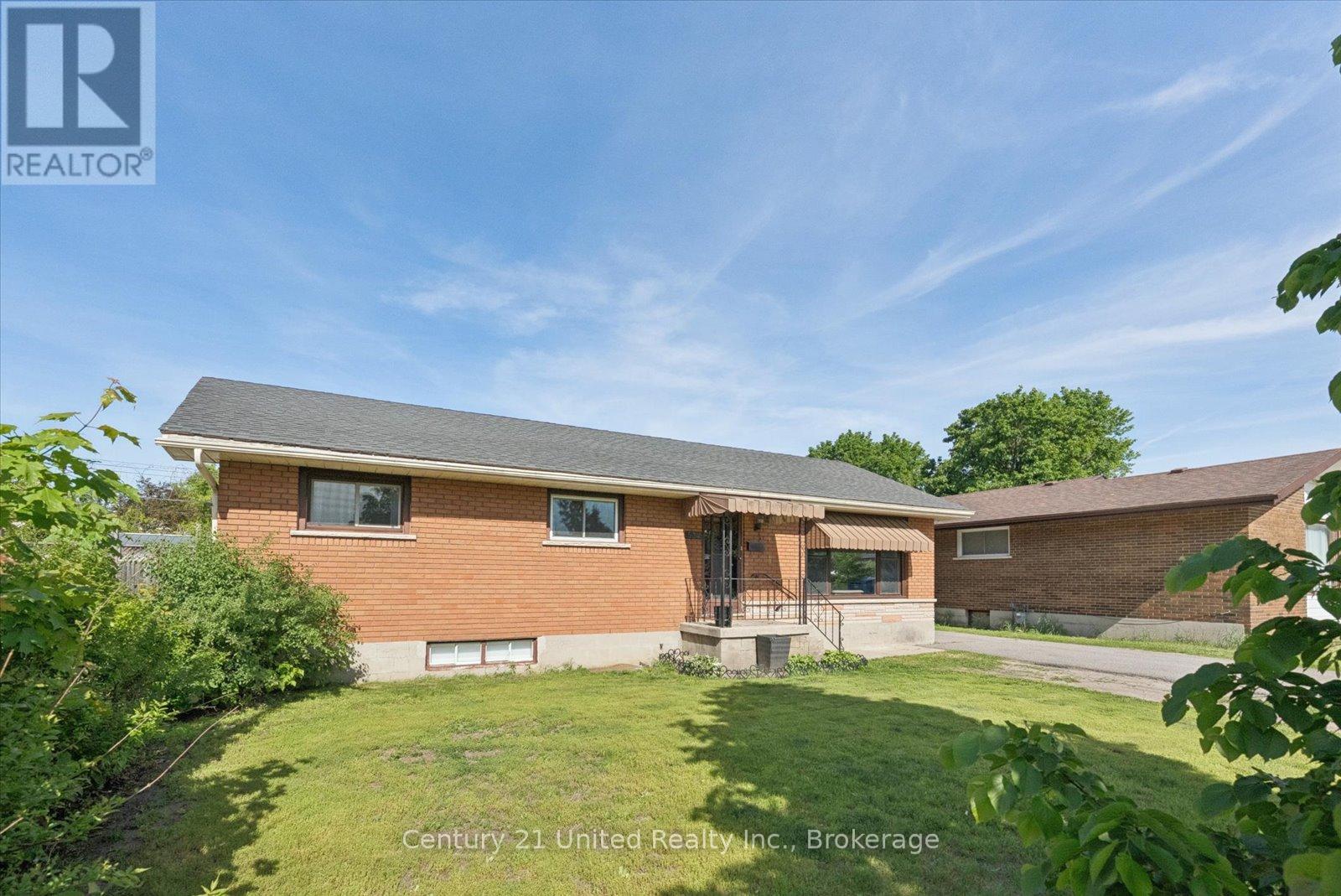 534 Robert Road, Peterborough (Otonabee Ward 1), Ontario  K9J 5T1 - Photo 5 - X13233294