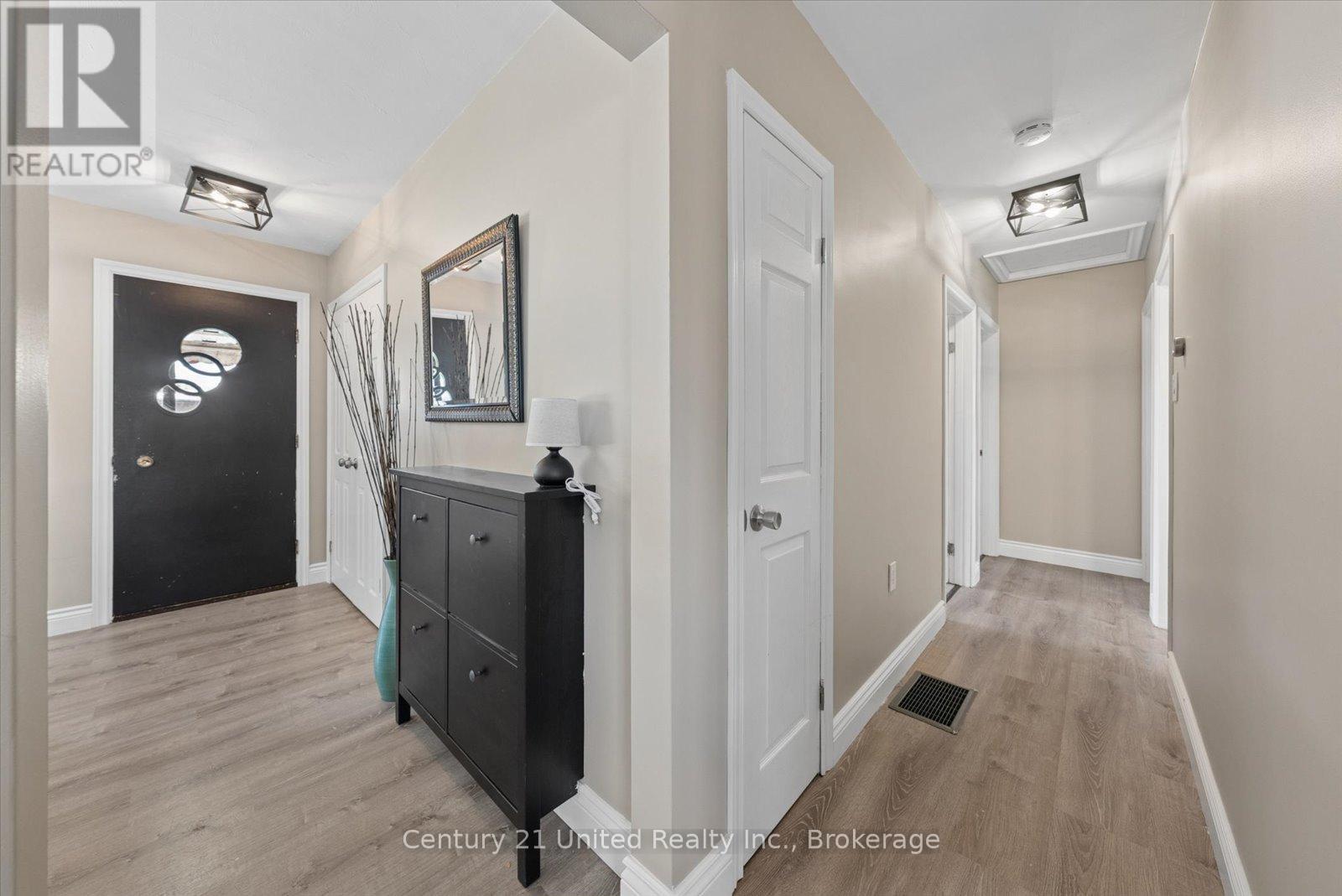 534 Robert Road, Peterborough (Otonabee Ward 1), Ontario  K9J 5T1 - Photo 6 - X13233294